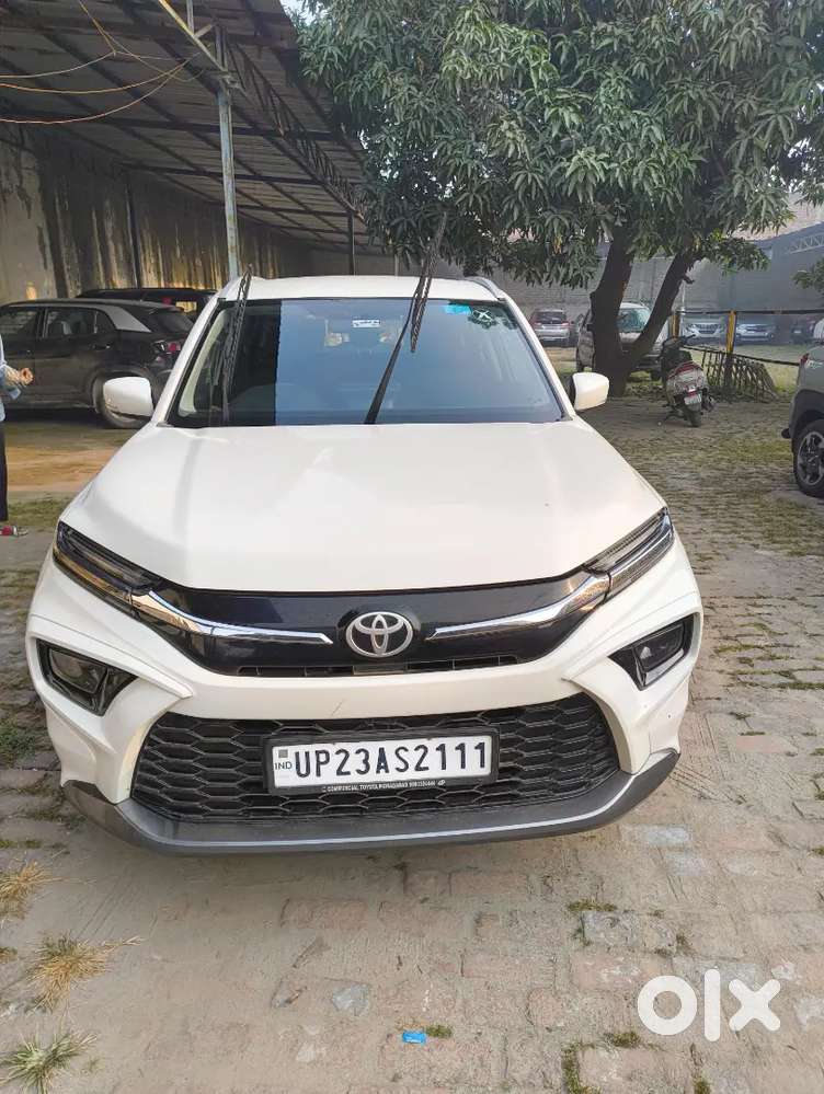 Toyota Urban Cruiser Hyryder 2025 Petrol 30000 Km Driven