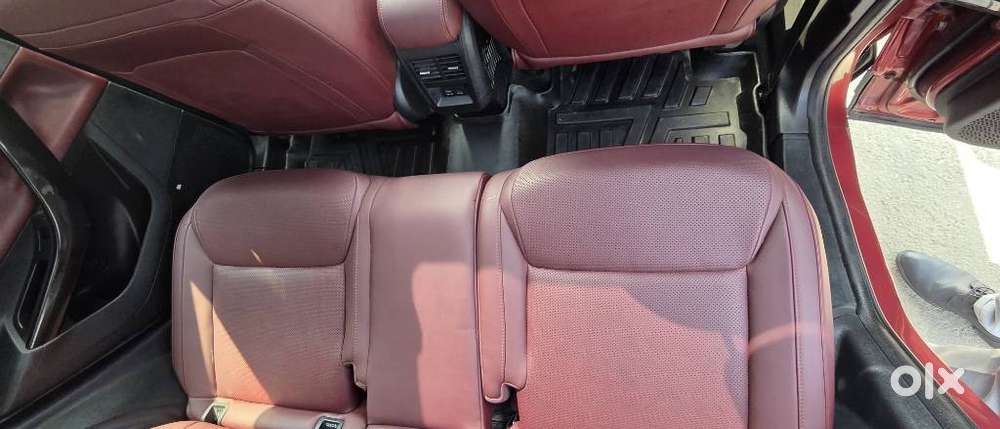 Tata Curvv Accomplished S 1.2 Revotron Petrol 7dca, 2025, Cng & Hybr..