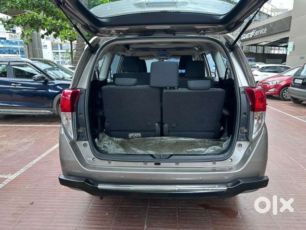 Toyota Innova Crysta 2.4 V, 2017, Diesel