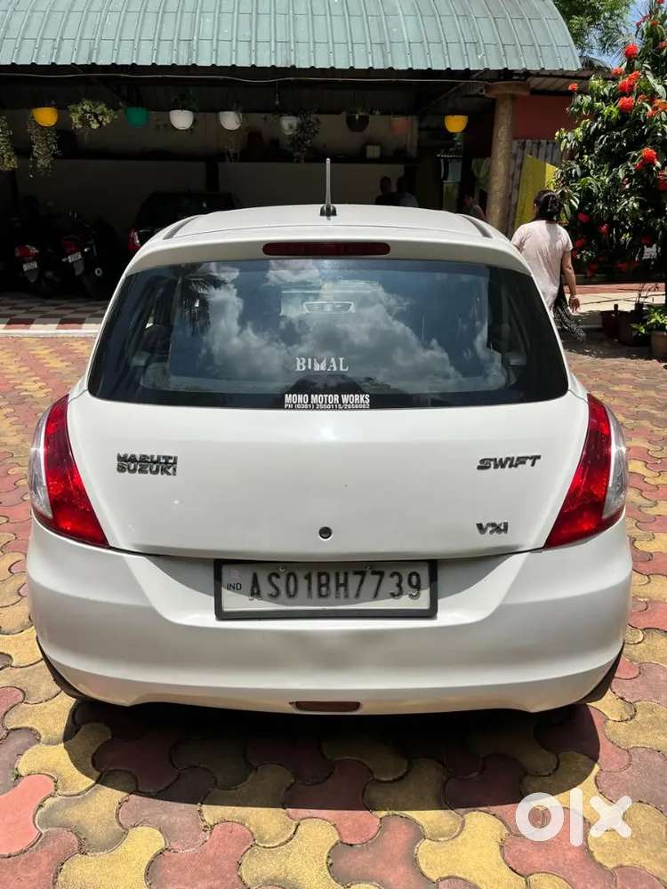 Maruti Suzuki Swift Vxi 2013