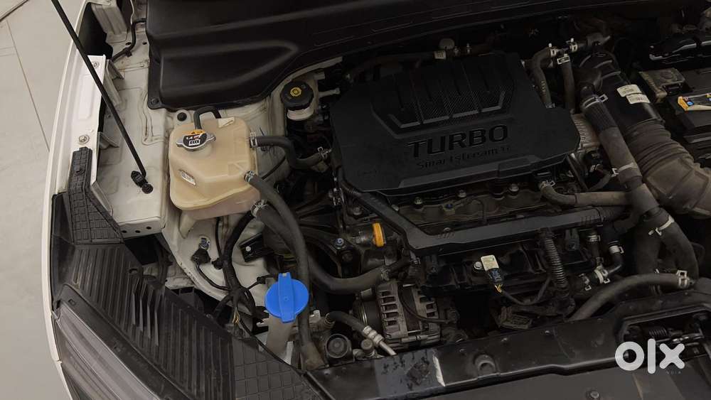 Hyundai Alcazar 1.5 Tdct Signature (o) 7s Petrol, 2023, Petrol