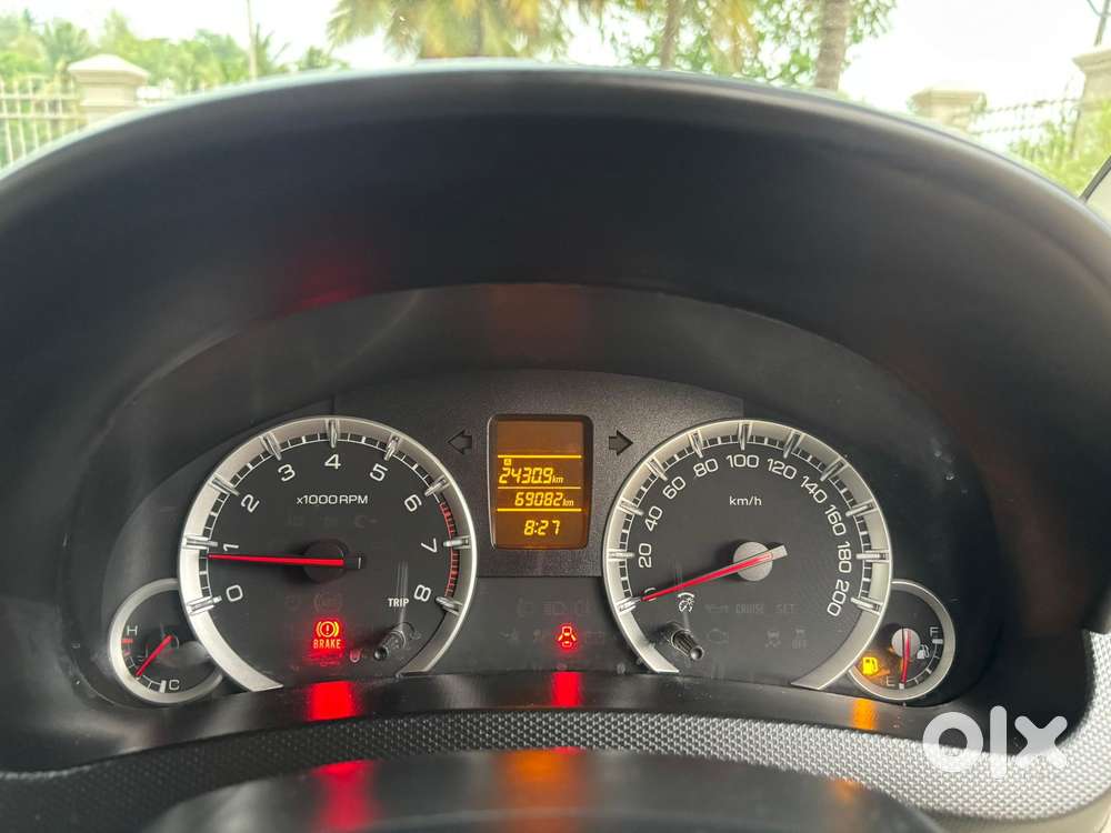 Maruti Suzuki Swift Dzire Vxi 1.2, 2014, Petrol