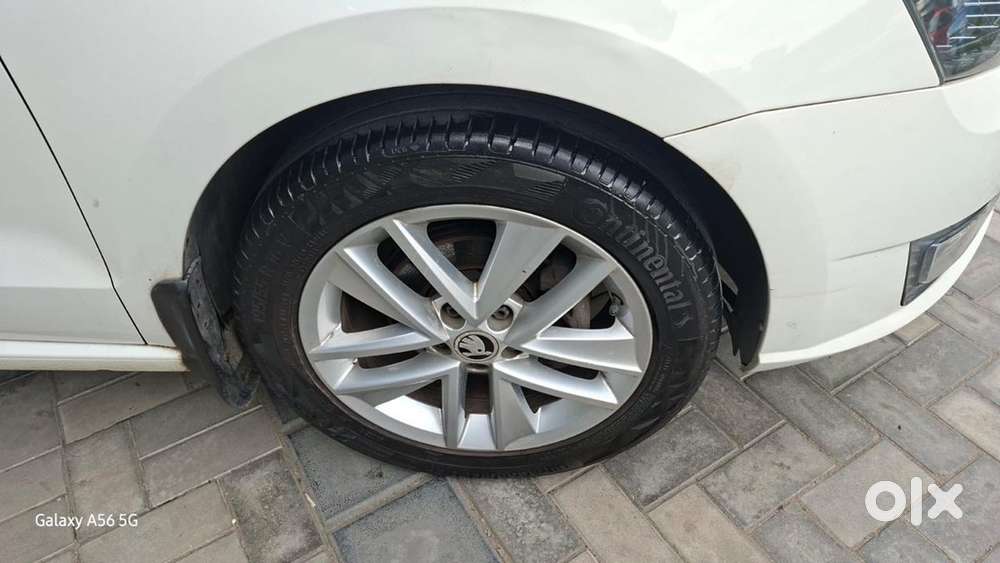 Skoda Rapid Petrol 2018