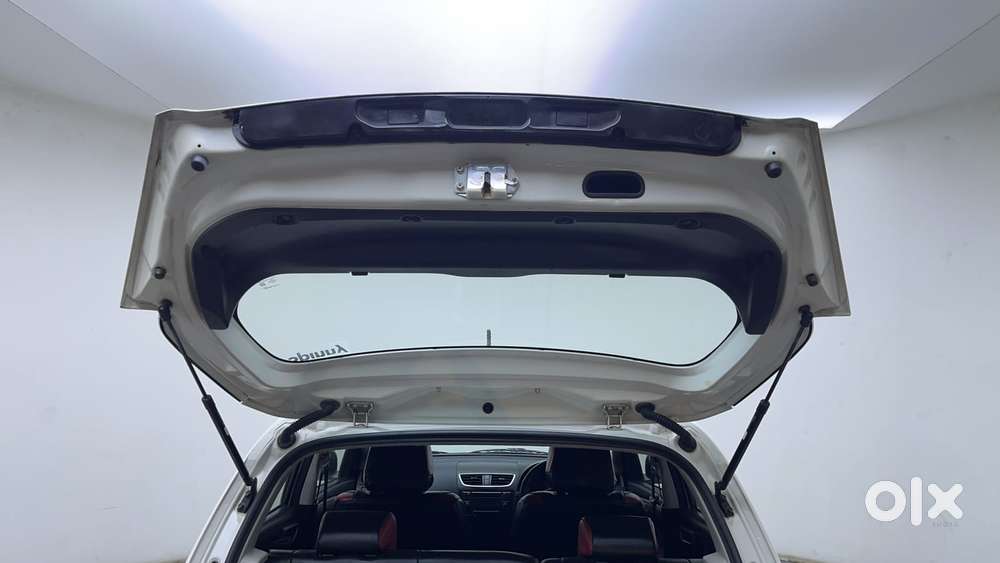 Maruti Suzuki Swift Vvt Vxi, 2015, Petrol