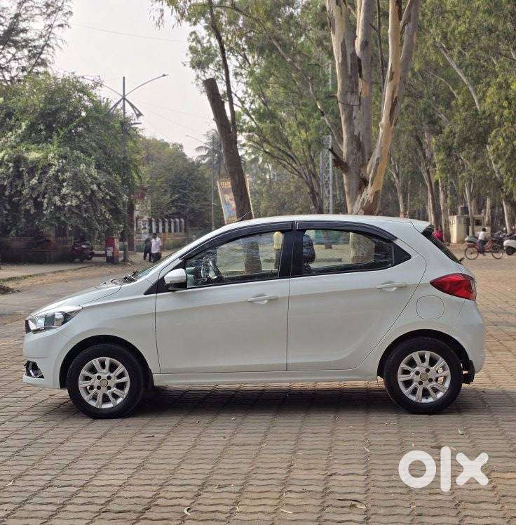 Tata Tiago Xz Opt, 2018, Petrol