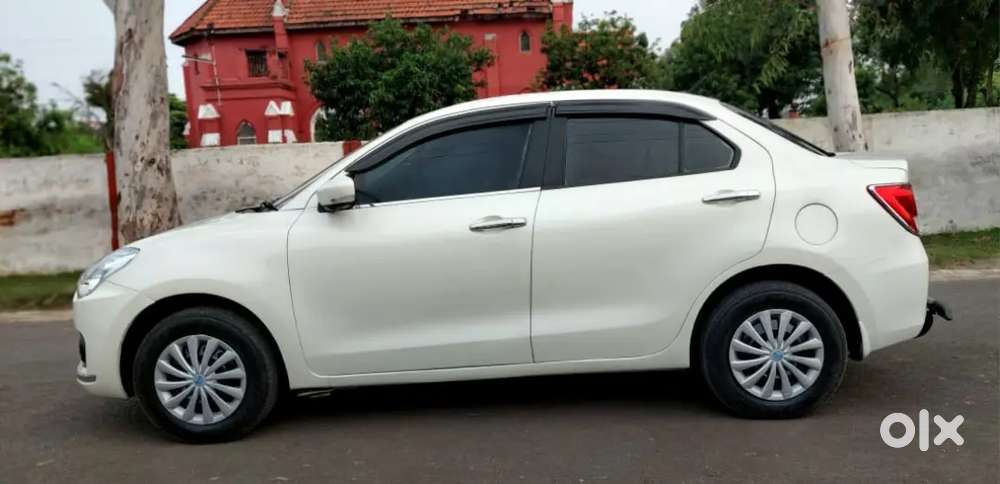 Maruti Suzuki Dzire 2018 Diesel 64000 Km Driven 1st Owner