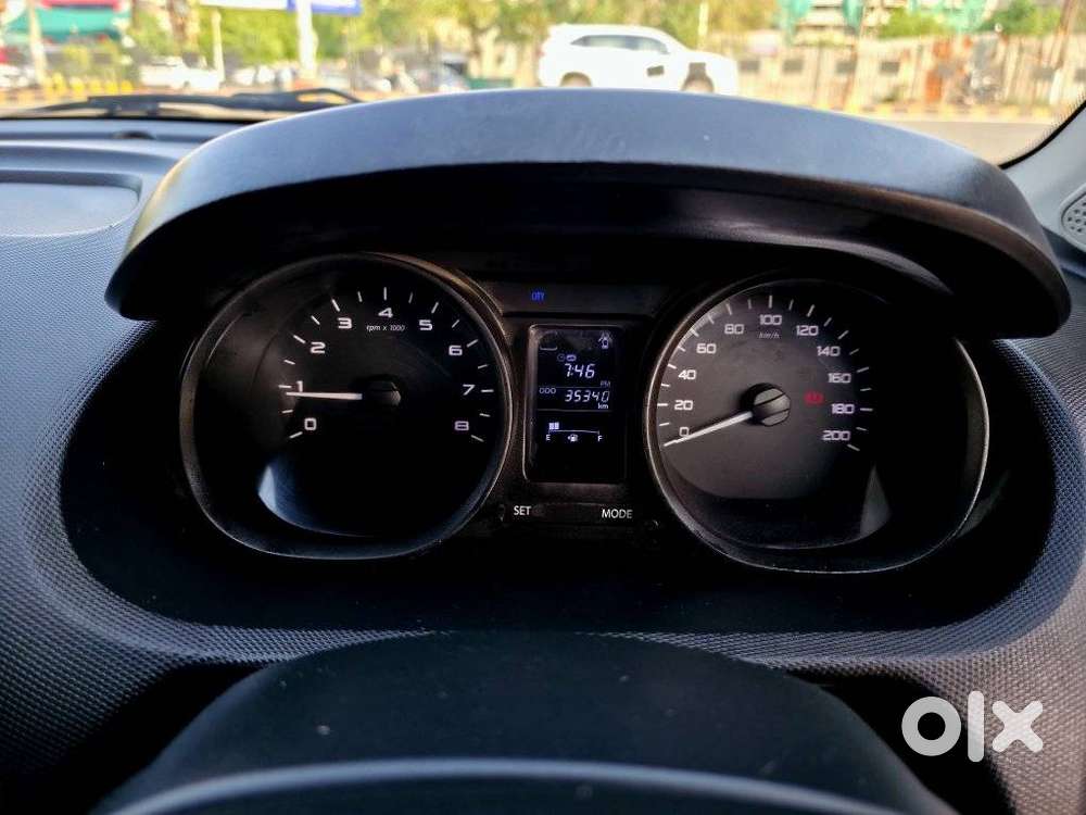 Tata Tiago 1.2 Revotron Xt (o), 2018, Petrol