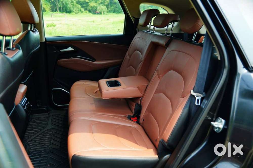 Mg Hector Plus Sharp Pro 1.5 Turbo Petrol 7 Str, 2023, Petrol