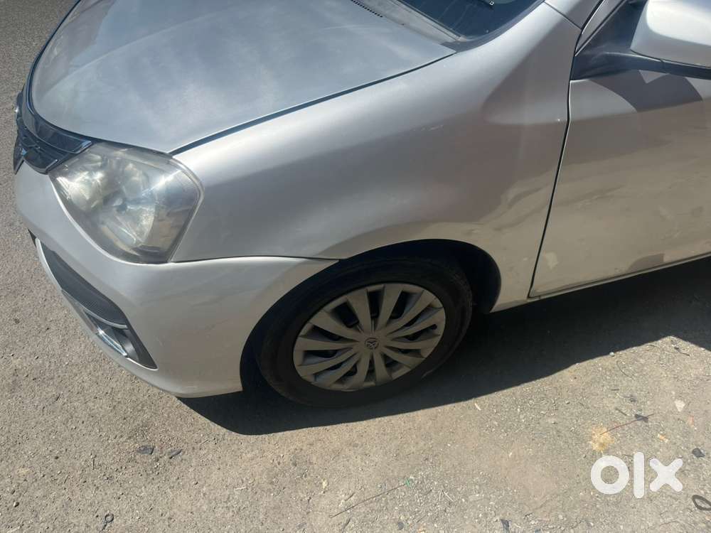 Toyota Etios Liva 2015