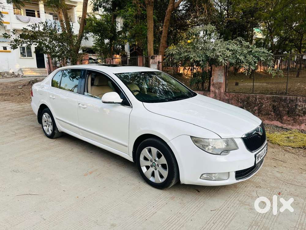 Skoda Superb L&k 2.0 Tdi At, 2012, Diesel