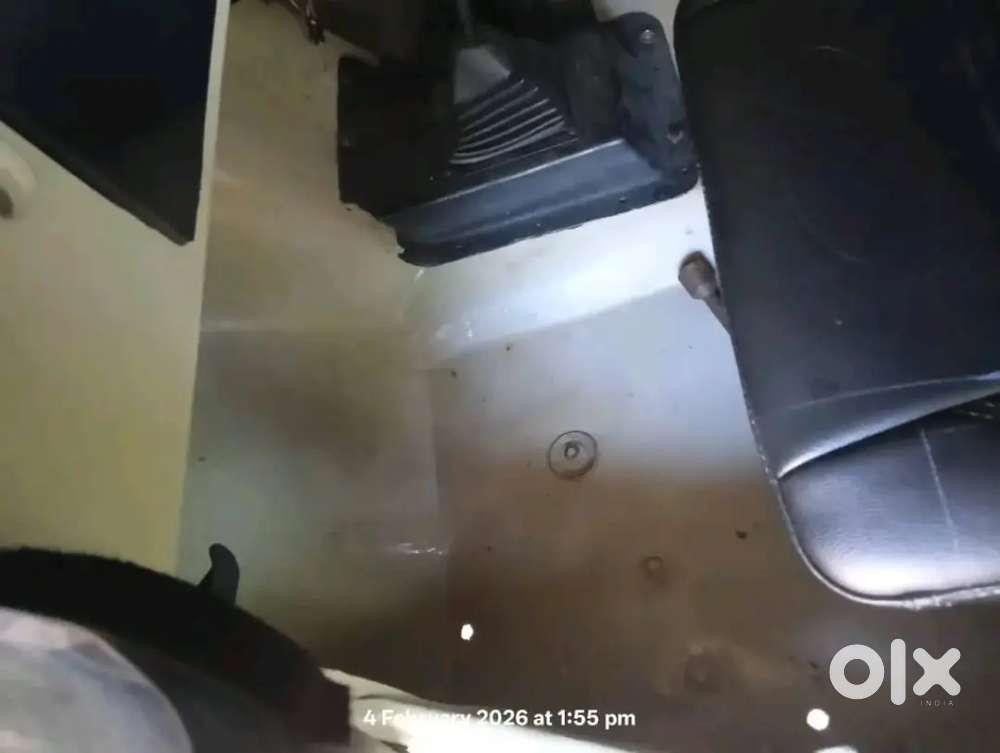 Mahindra Jeep  2002