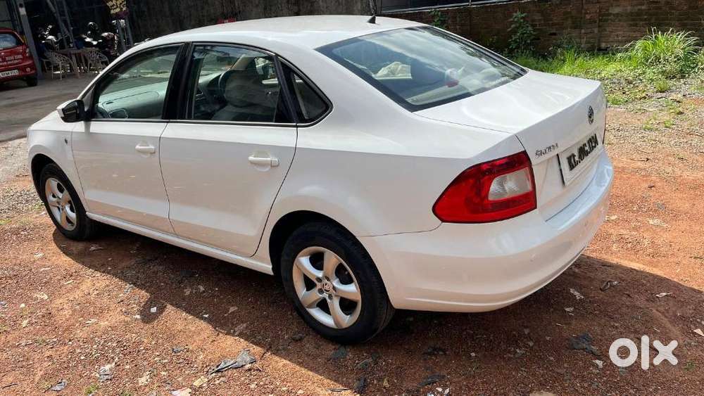 Skoda Rapid 2013-2016 1.5 Tdi Ambition Plus, 2015, Diesel