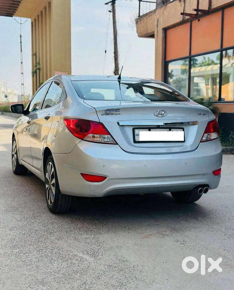 Hyundai Fluidic Verna