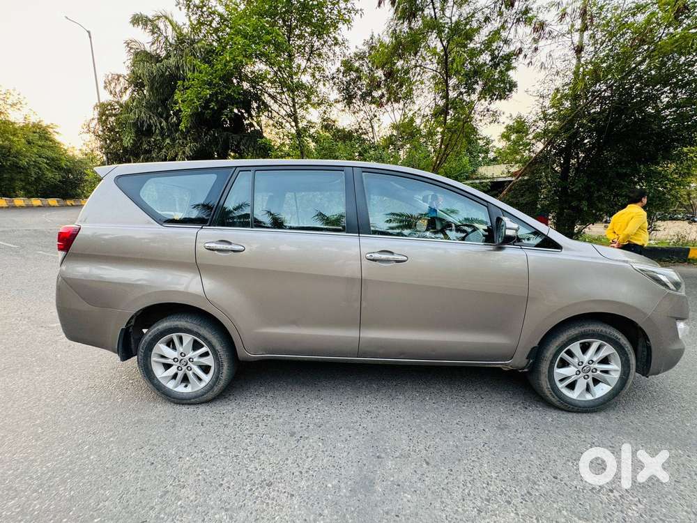 Toyota Innova Crysta 2.4 Z 7 Str, 2017, Diesel