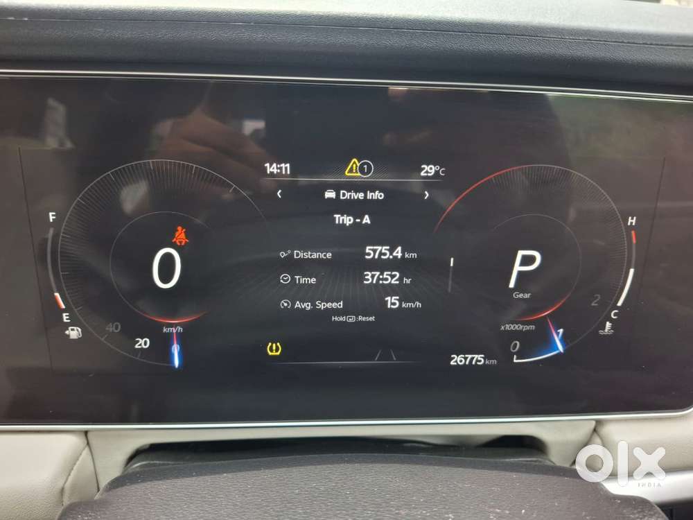 Mahindra Xuv700 2.0 Ax 7 Petrol At Str, 2023, Petrol
