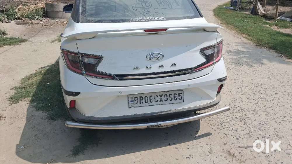 Hyundai Aura Petrol