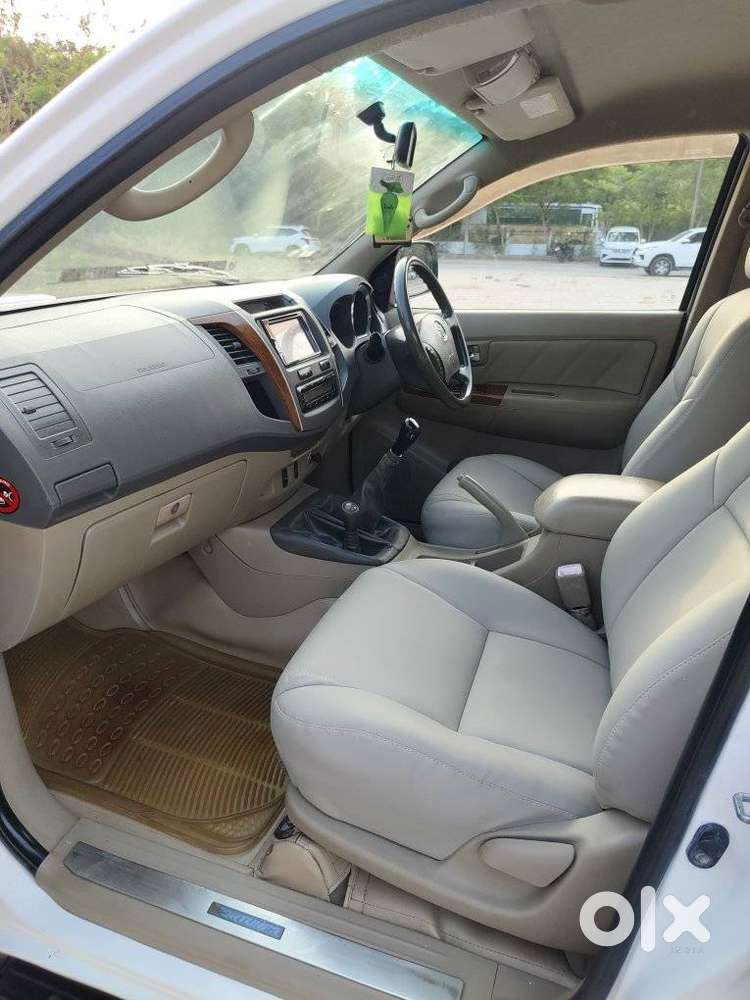 Toyota Fortuner 3.0 4x4 Manual, 2010, Diesel