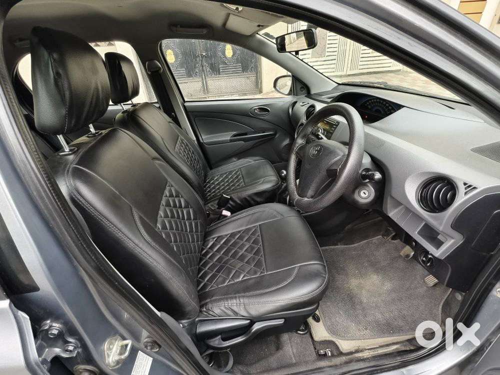 Toyota Etios Liva G Exclusive, 2013, Petrol