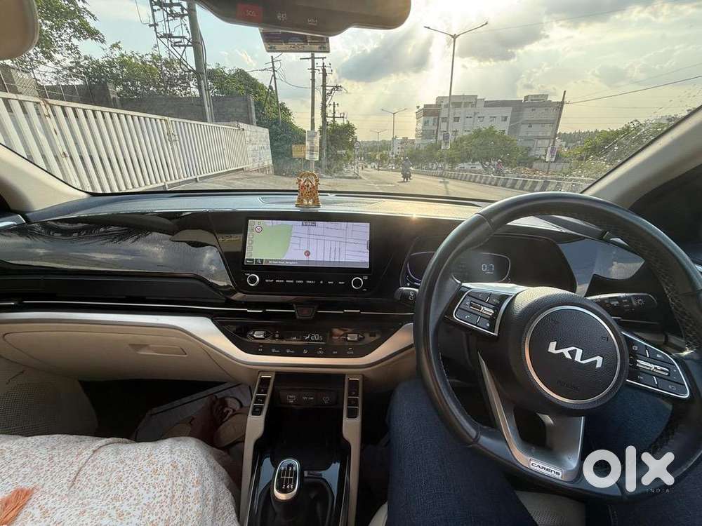 2022 Kia Carens Luxury Plus Diesel