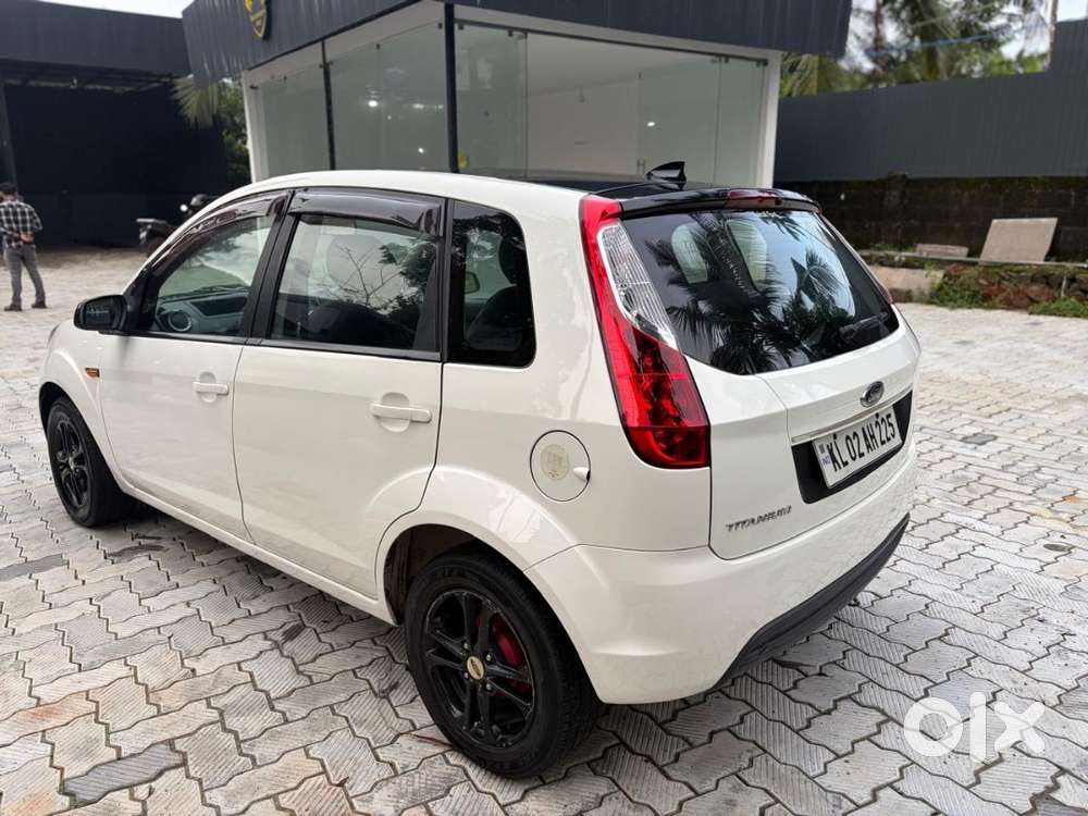 Ford Figo Titanium Diesel 2011