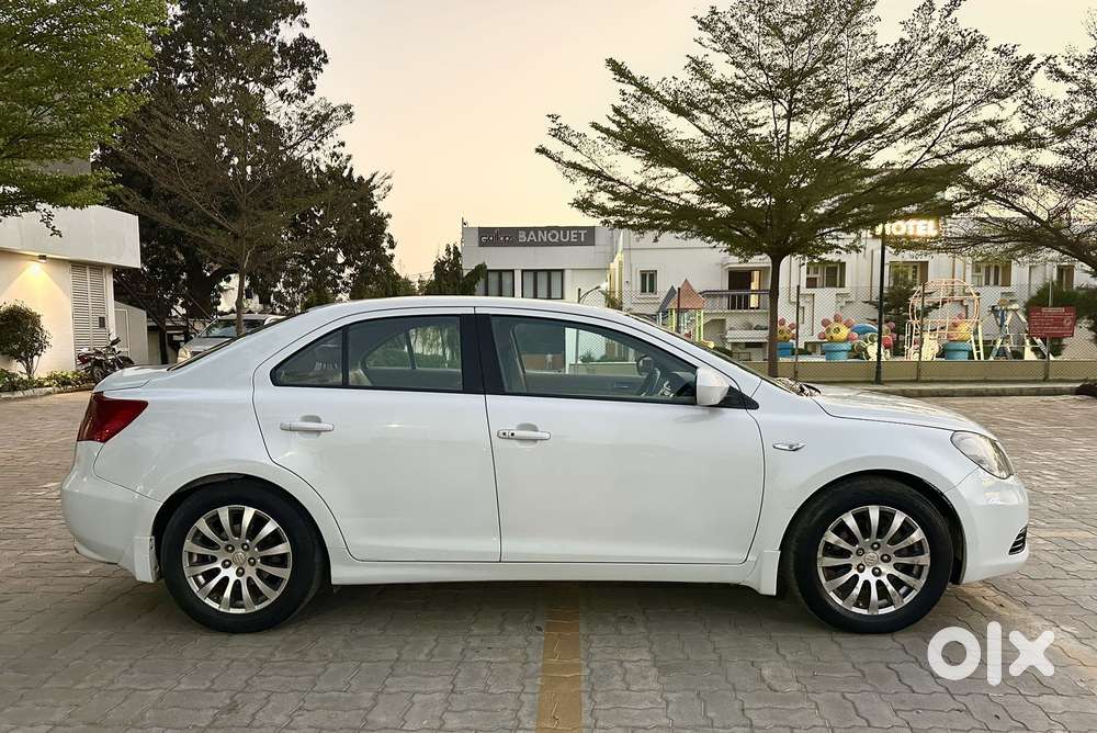 Maruti Suzuki Kizashi Cvt, 2012, Cng & Hybrids