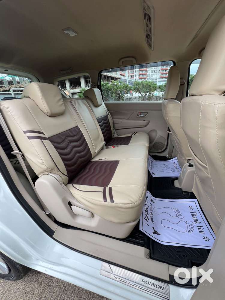 Toyota Rumion S Cng Manual Dual Tone, 2024, Cng & Hybrids