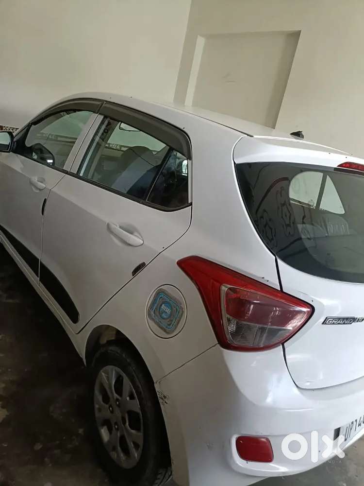 Hyundai Grand I10 2016 Diesel 95000 Km Driven