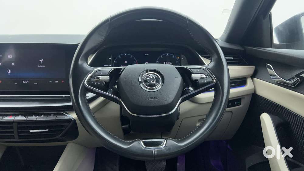 Skoda Octavia 2.0 Style Tsi At, 2023, Petrol