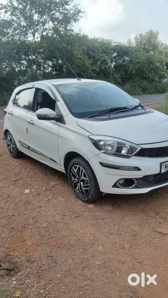 Tata Tiago 1.05 Revotorq Xz Plus Dualtone, 2019, Cng & Hybrids