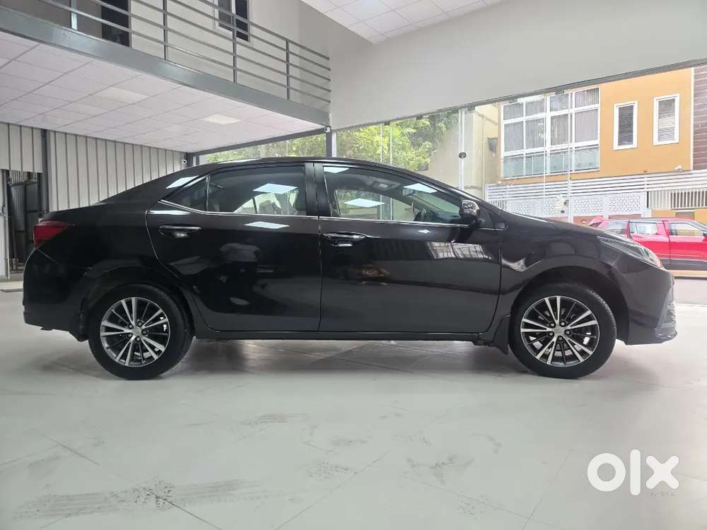 Toyota Corolla Altis 1.8 Petrol