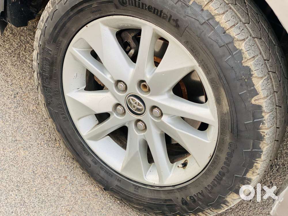Toyota Innova Crysta 2.8 Gx At 7 Str, 2017, Diesel