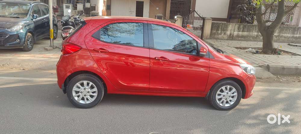 Tata Tiago 1.2 Revotron Xza, 2018, Petrol