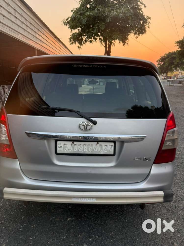 Toyota Innova Diesel 2013