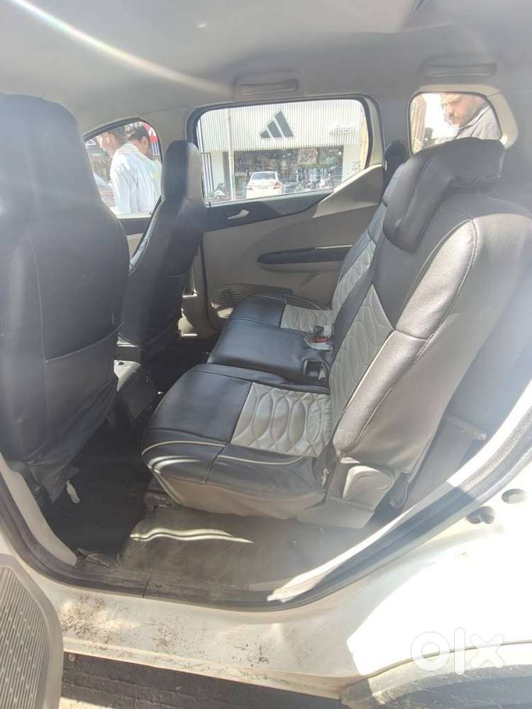 Renault Triber Rxz, 2020, Petrol