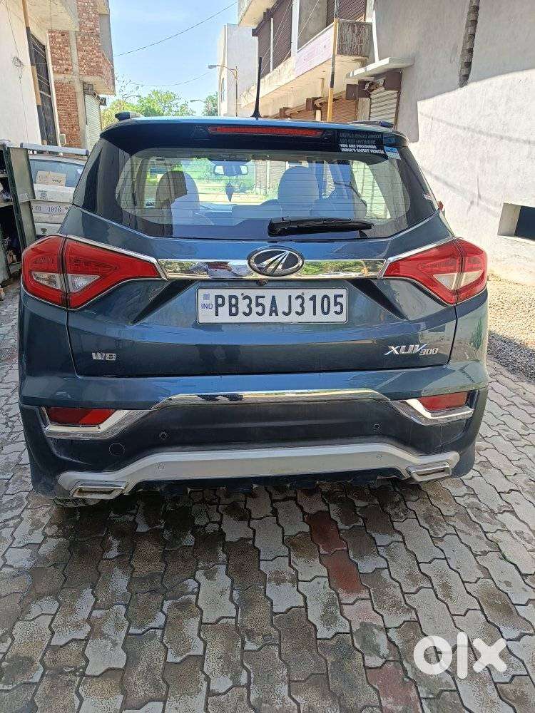 Mahindra Xuv300 W8 Option, 2021, Petrol