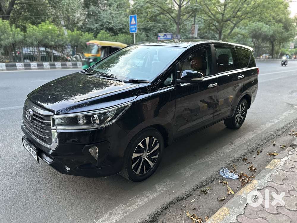 Toyota Innova Crysta [2020-ongoing] 2.4 Zx 7 Str, 2022, Diesel
