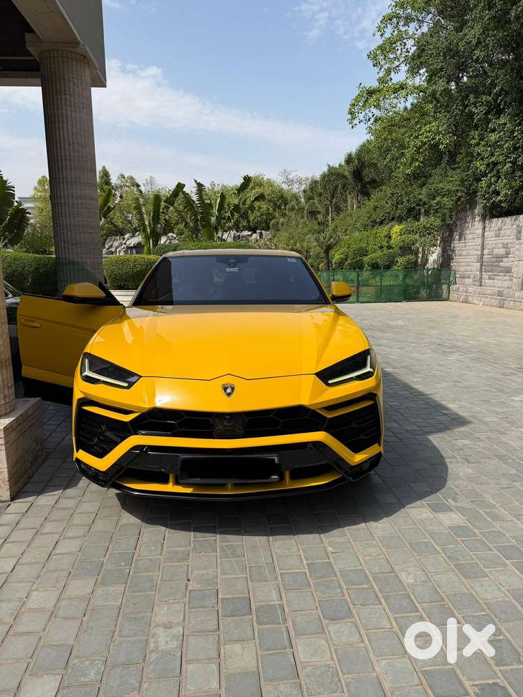 Lamborghini Urus V8, 2020, Petrol
