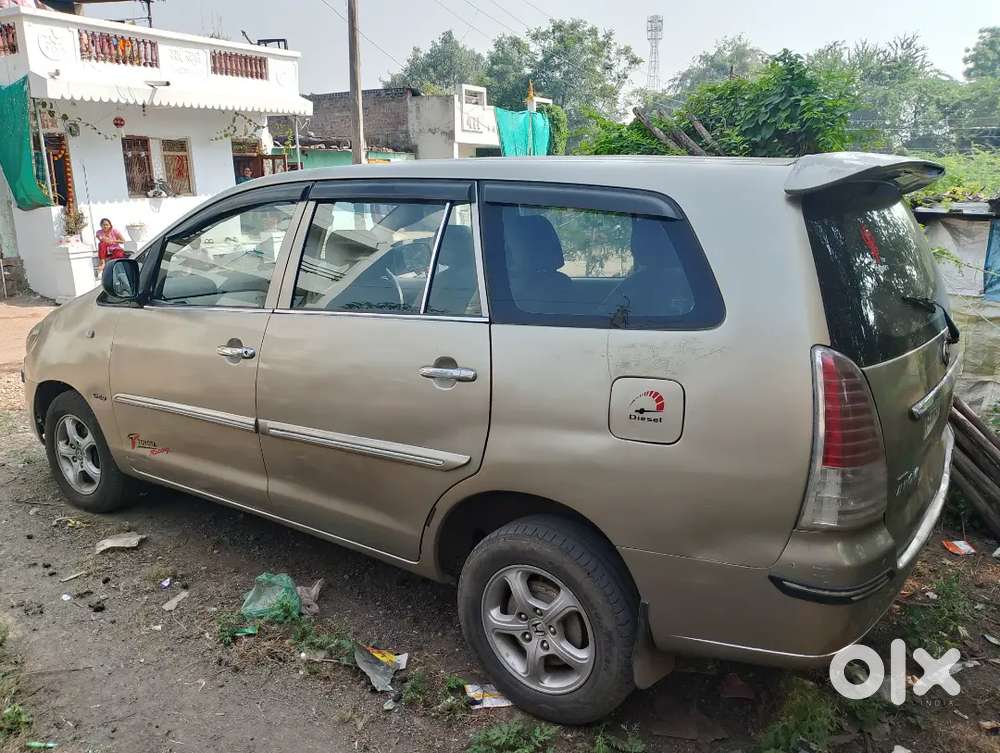 Toyota Innova 2.5 G