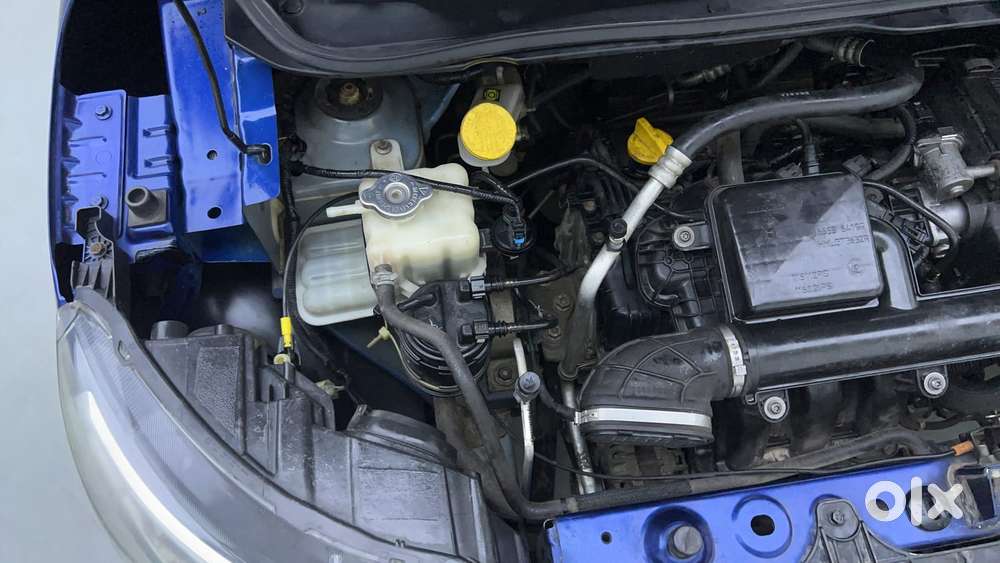 Renault Triber Rxz, 2020, Petrol