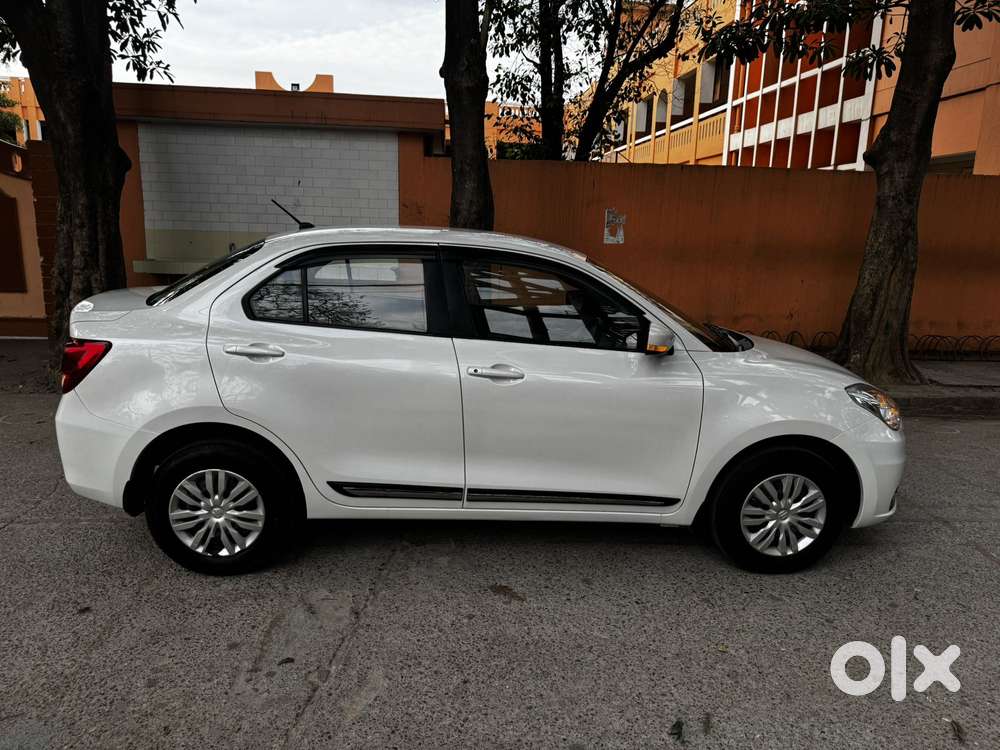 Maruti Suzuki Swift Dzire Vxi(o) Mt, 2021, Petrol