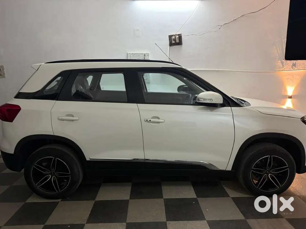 Maruti Suzuki Brezza Vxi 2021