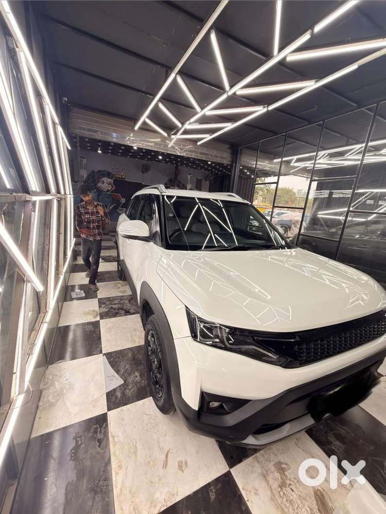 Maruti Brezza Zxi 2022