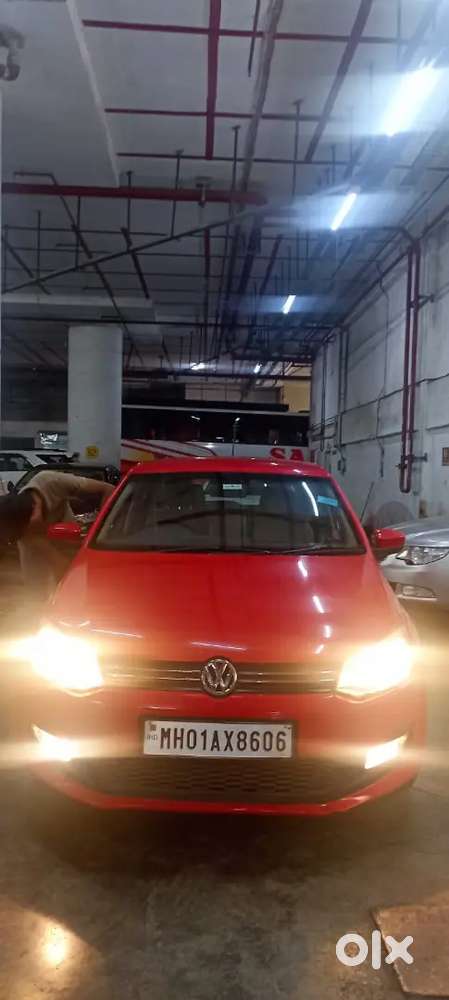 Volkswagen Polo 2011 Manual 80000 Km Driven