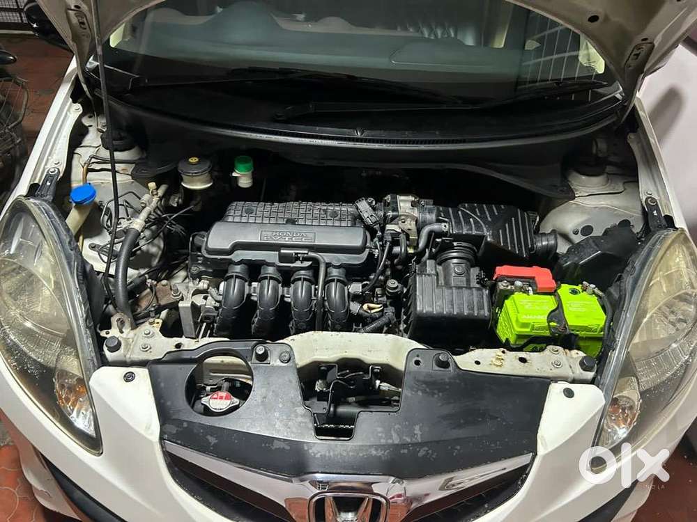 Honda Brio 2014 Petrol Well Maintained