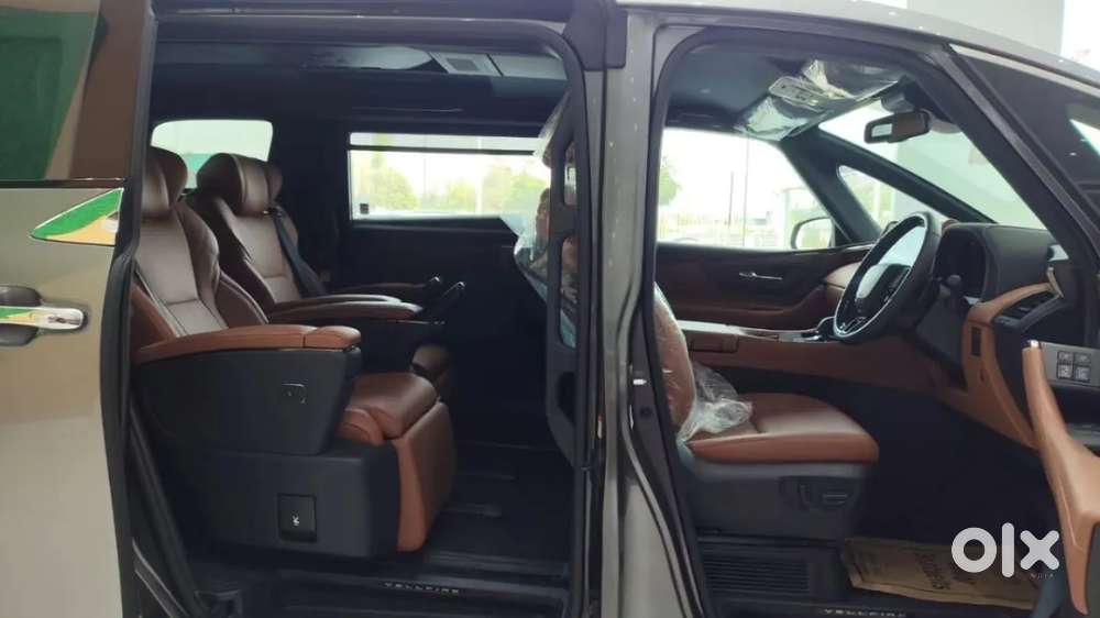 Toyota Vellfire Vip &ndash; Executive Lounge, 2026, Petrol