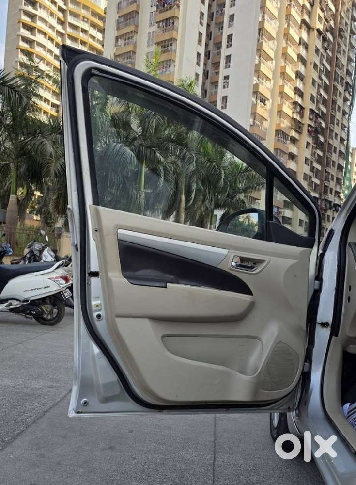 Maruti Suzuki Ertiga 2012-2015 Vxi Cng, 2015, Cng & Hybrids