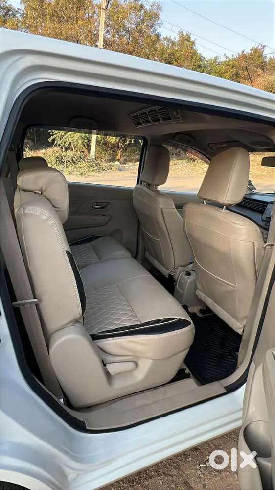 Maruti Suzuki Ertiga 2025 Smart Hybrid