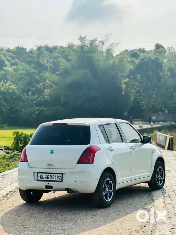 Maruti Suzuki Swift 2011