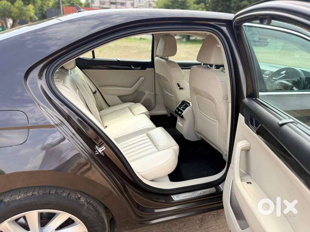 Skoda Superb Style 2.0 Tdi At, 2018, Diesel