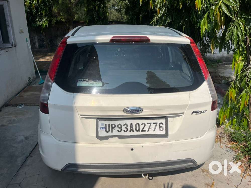 Ford Figo Petrol Manual 2015 + Cng